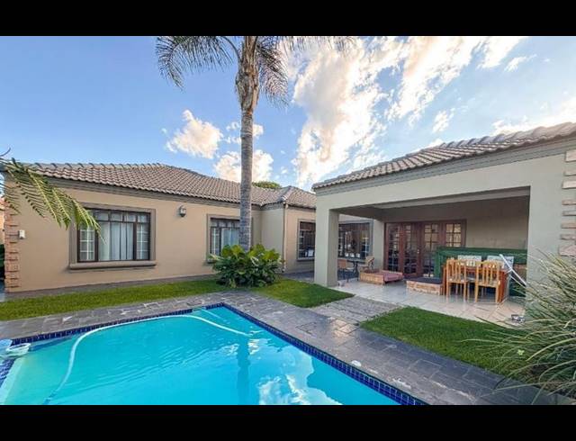 3 BEDROOM HOUSE FOR SALE IN BEYERS PARK